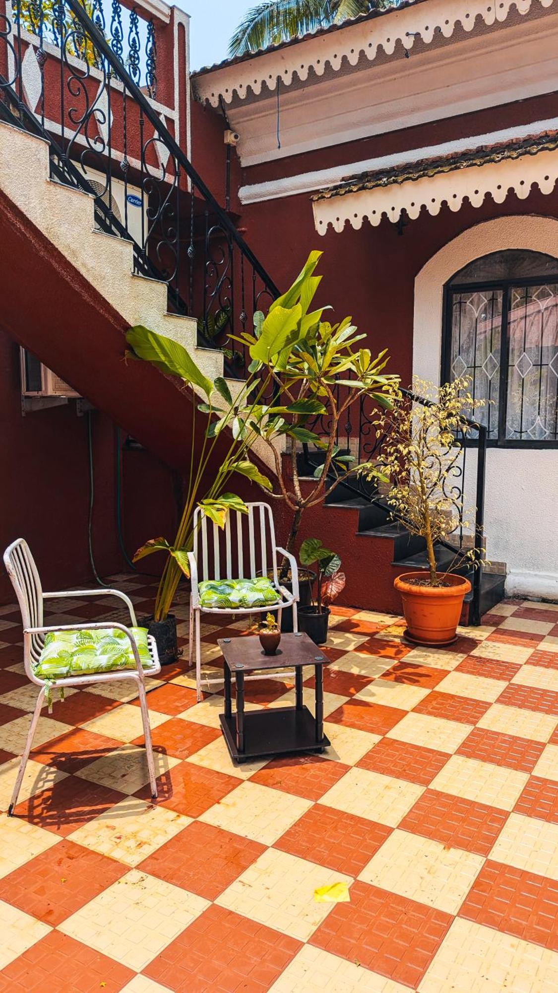 The First House By V3Homestay 4Bhk Private Pool 칼랑굿 외부 사진