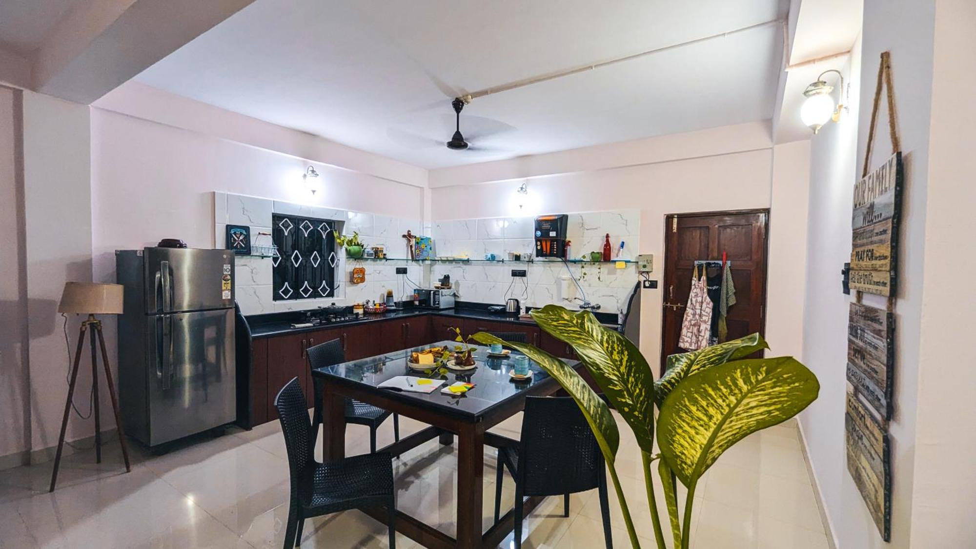 The First House By V3Homestay 4Bhk Private Pool 칼랑굿 외부 사진