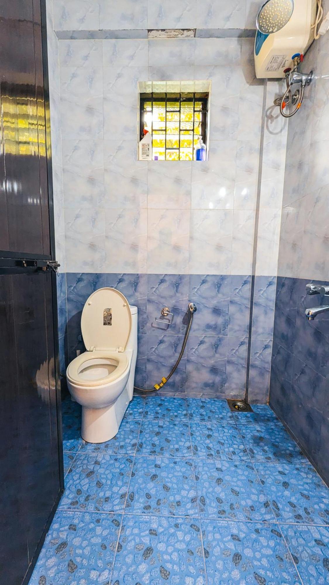 The First House By V3Homestay 4Bhk Private Pool 칼랑굿 외부 사진