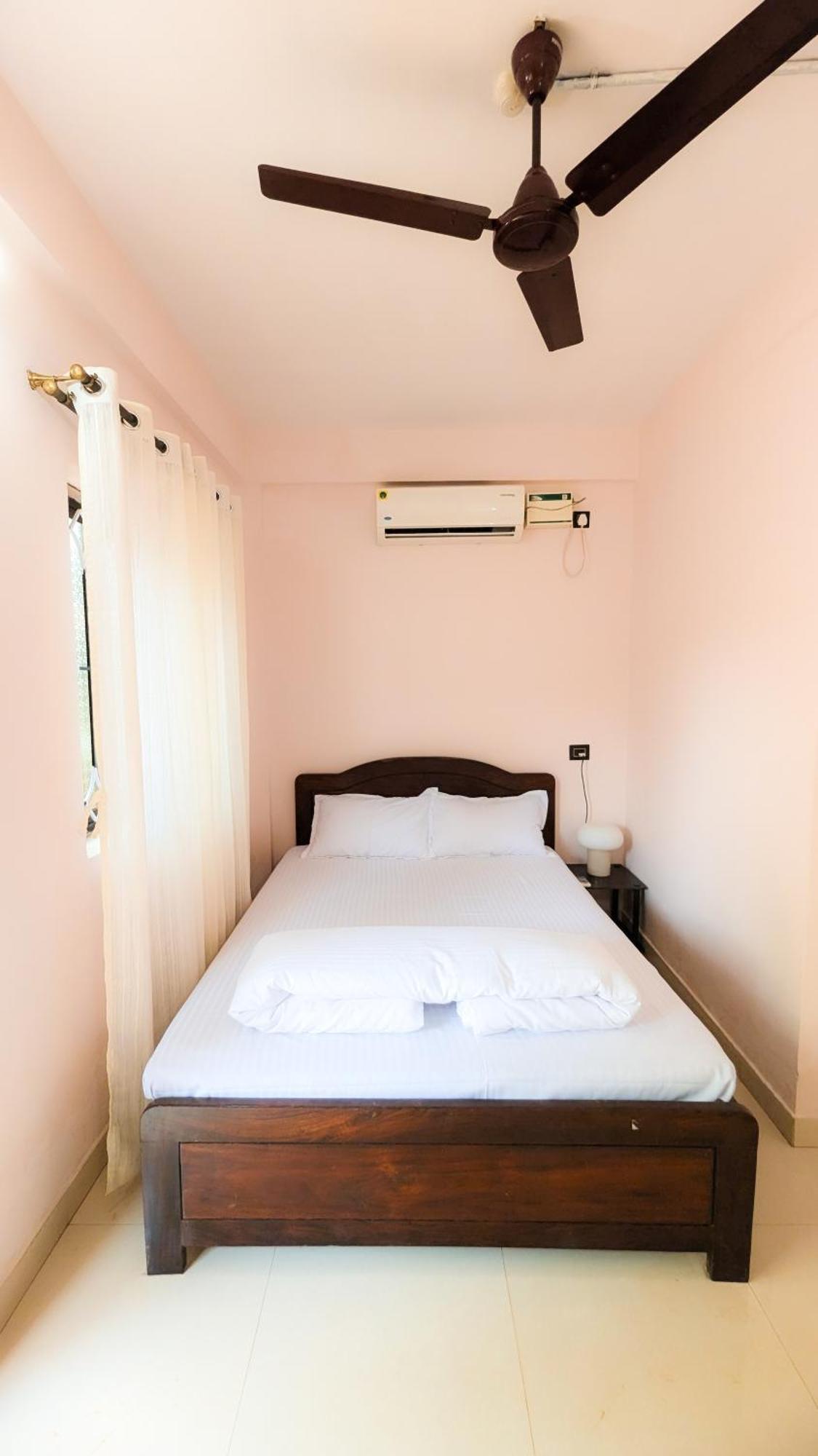 The First House By V3Homestay 4Bhk Private Pool 칼랑굿 외부 사진