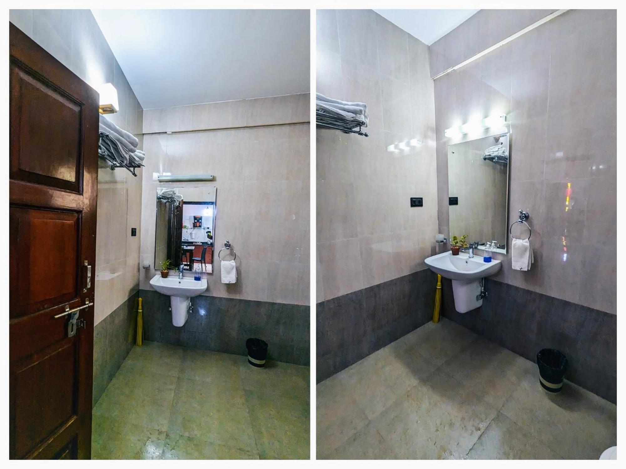 The First House By V3Homestay 4Bhk Private Pool 칼랑굿 외부 사진